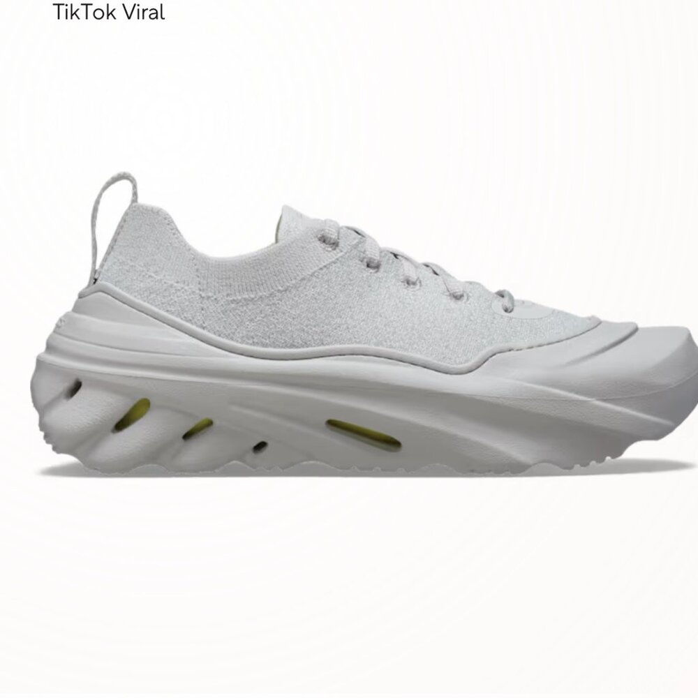 Crocs Echo Surge NWT.